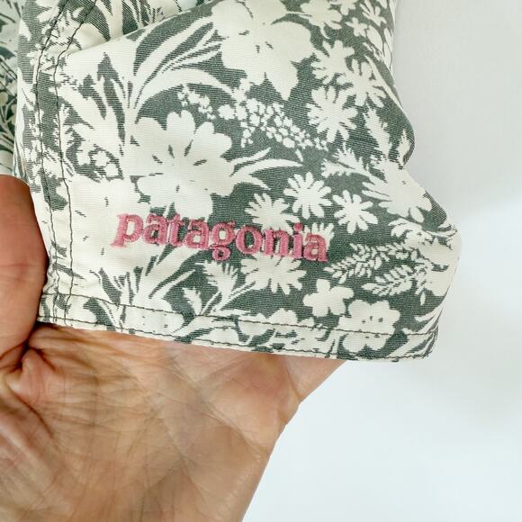 Patagonia Men's Wavefarer Board Shorts Tan Cream Floral Size 33 Swim Beach Pool - Picture 5 of 12